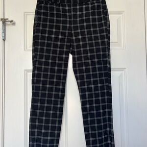Old Navy Women’s Black and White Plaid Pixie Pants